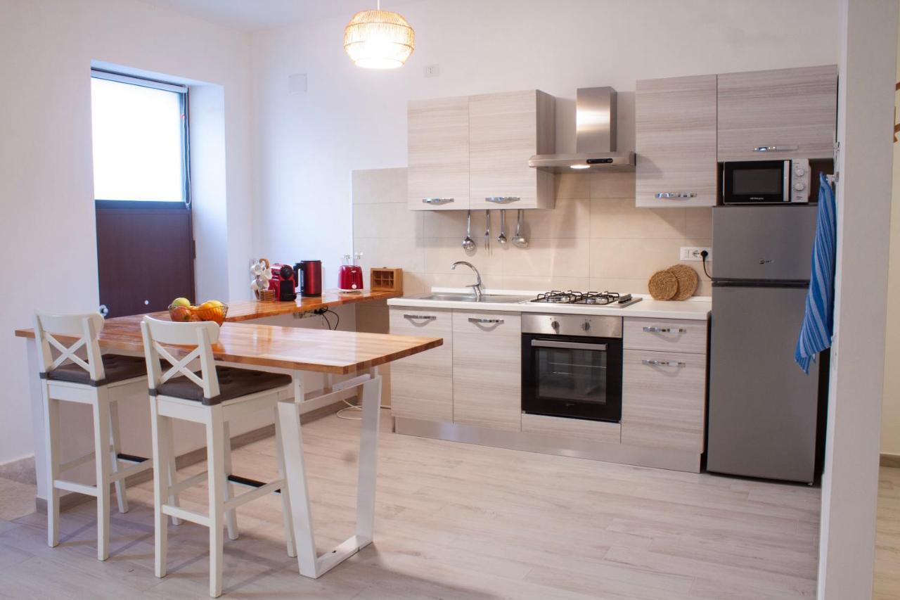 Blu Mare Apartment Альгеро Экстерьер фото