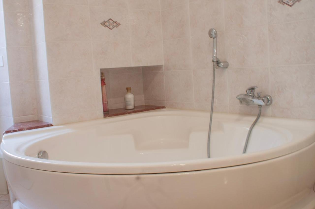 Blu Mare Apartment Альгеро Экстерьер фото