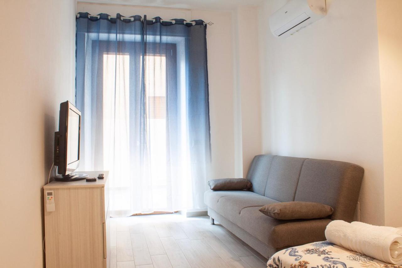 Blu Mare Apartment Альгеро Экстерьер фото