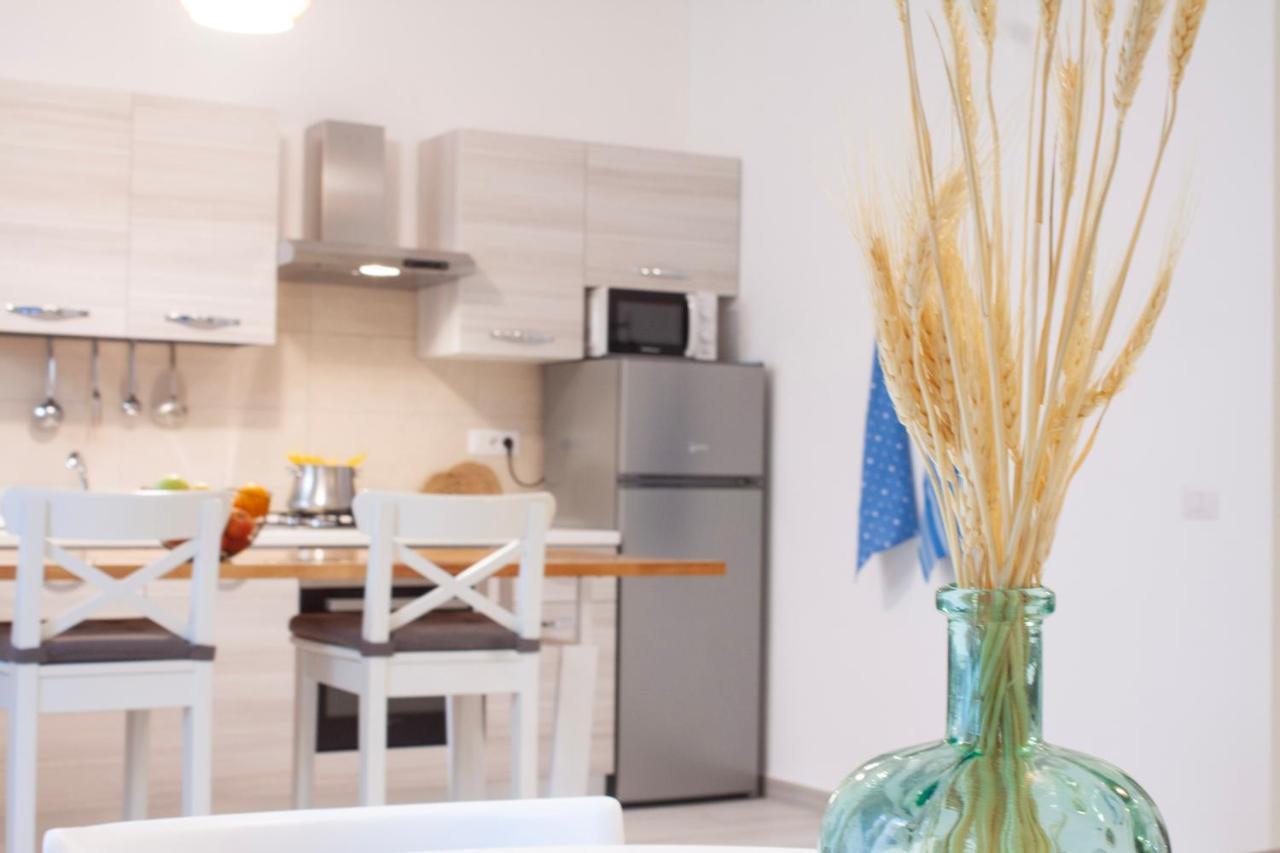 Blu Mare Apartment Альгеро Экстерьер фото